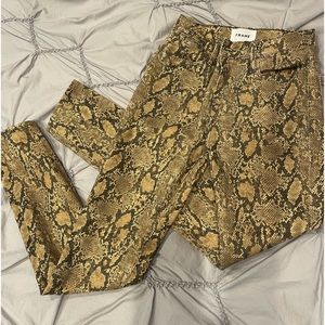 Frame coated snake print 24